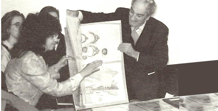 Il costumista Dario Cecchi con Anna Maria Ximenes in occasione di una collaborazione con l'Istituto d'arte dell'Aquila